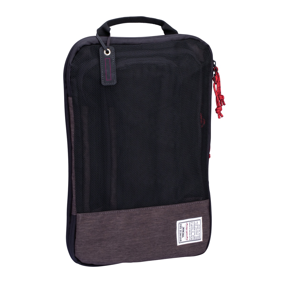 auf zusätzlichem Textilanhänger (3,5 x 1 cm)